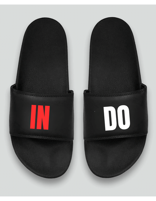 Slipper met tekst INDO – comfy, cool en met trots gedragen - Winkel van Katoen